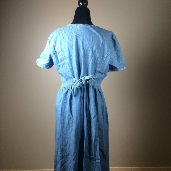 Denim dress with flower embroideries from 90's with art deco buttons up - Picture 5 of 6